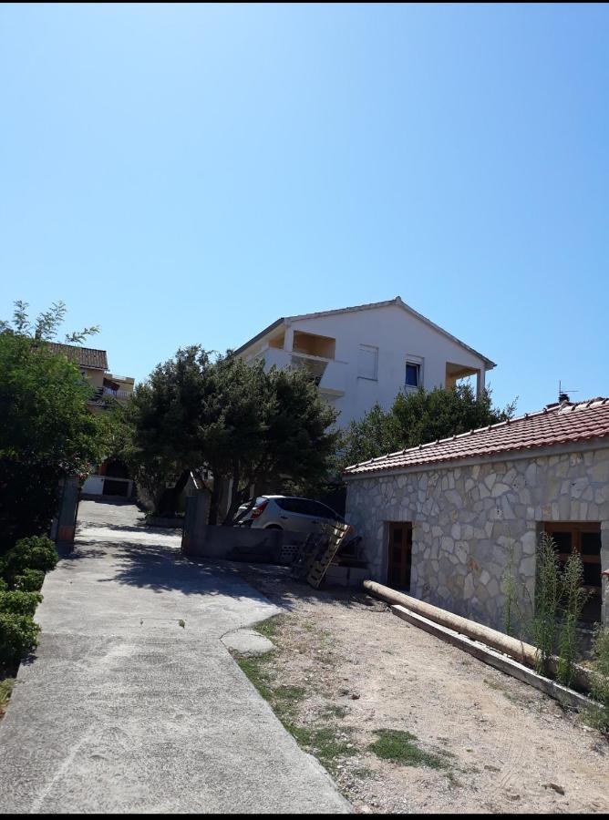 Frka-petesic Appartement Sali